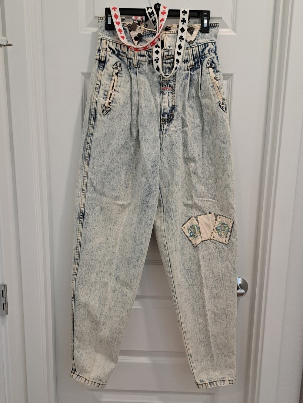 Light Wash Stonewashed Womens Jeans W/ Detachable Suspenders Gaming Card Patch